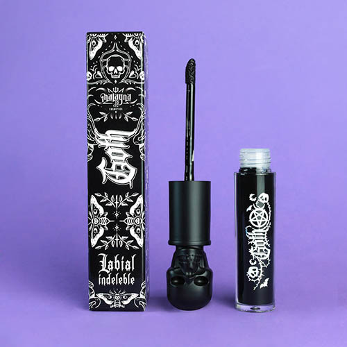 Labial indeleble negro mate | Black matte