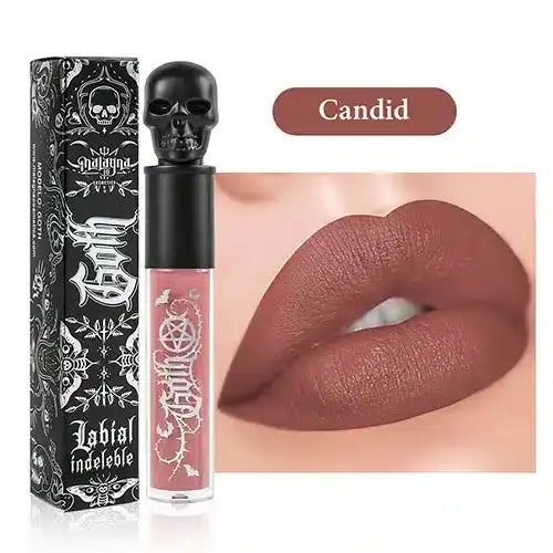 Labial GOTH Candid